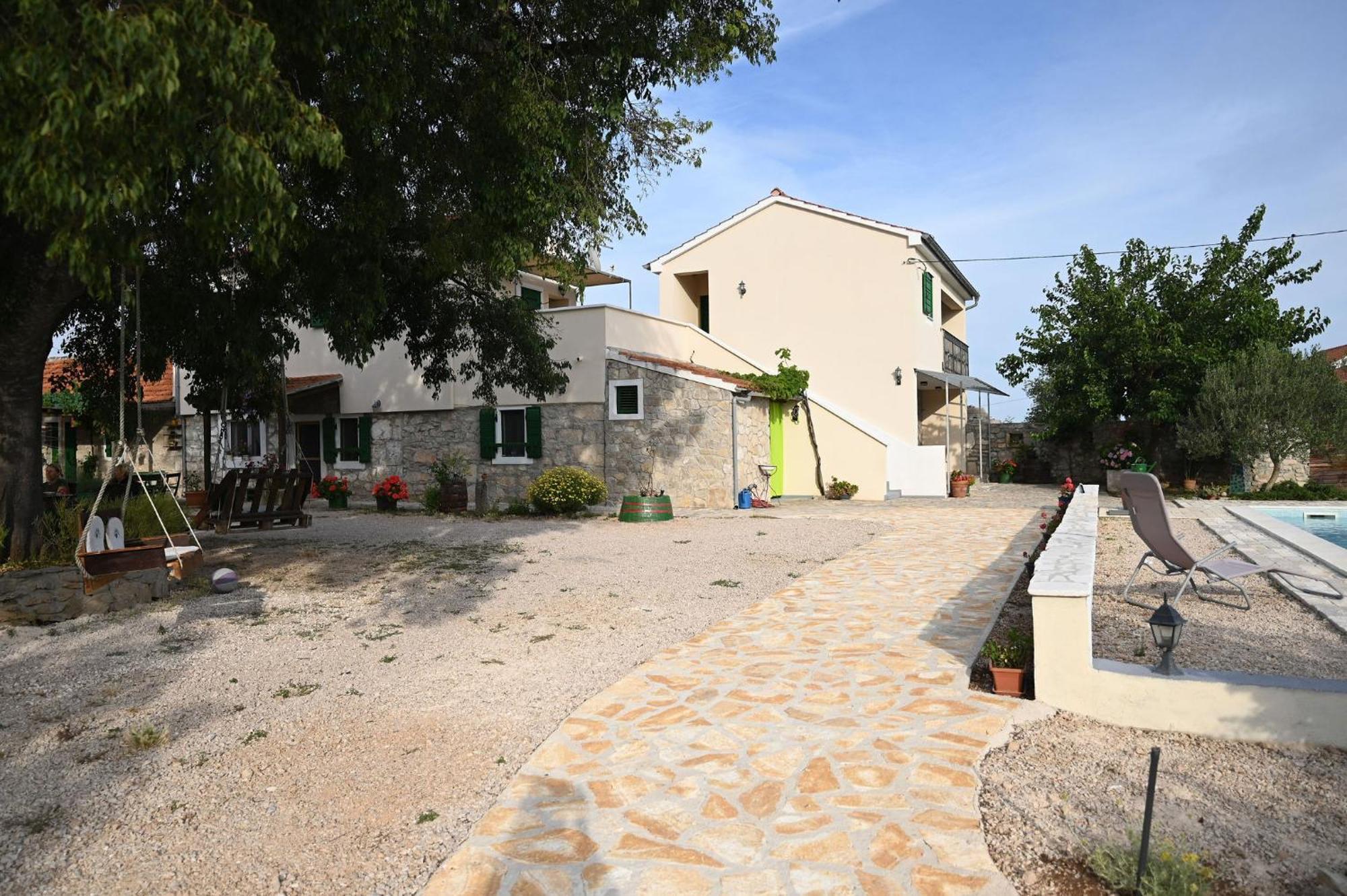 Bed and Breakfast Marcelovi Dvori Pirovac Exterior foto