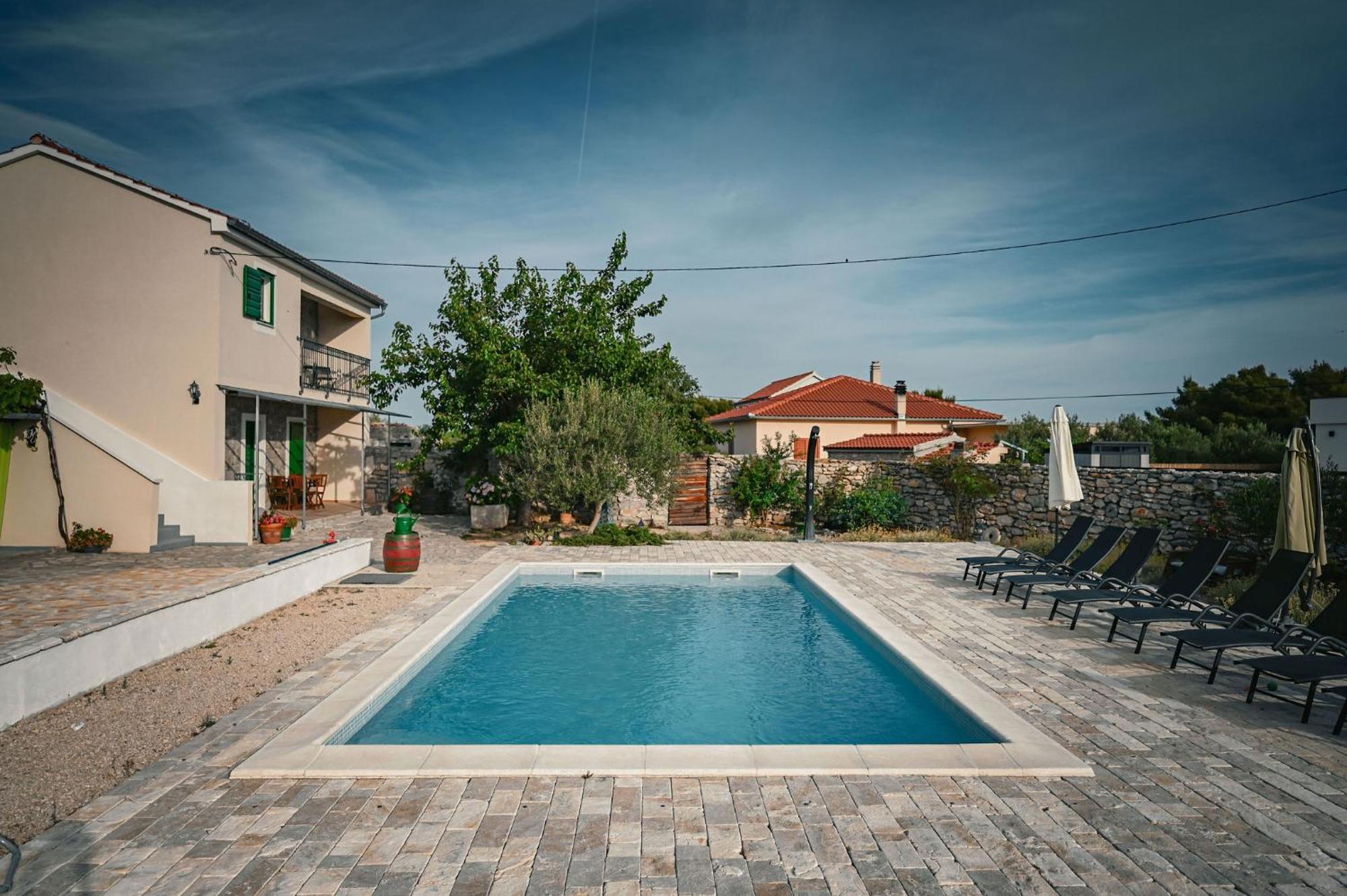 Bed and Breakfast Marcelovi Dvori Pirovac Exterior foto